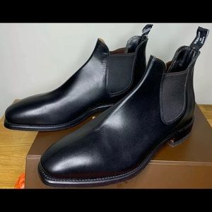 RM Williams Yearling Leather Chelsea Black Boots